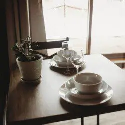 Keurig coffee setup with Starbucks hot cocoa, mugs, and K-cups in a Fairbanks Alaska vacation rental kitchen